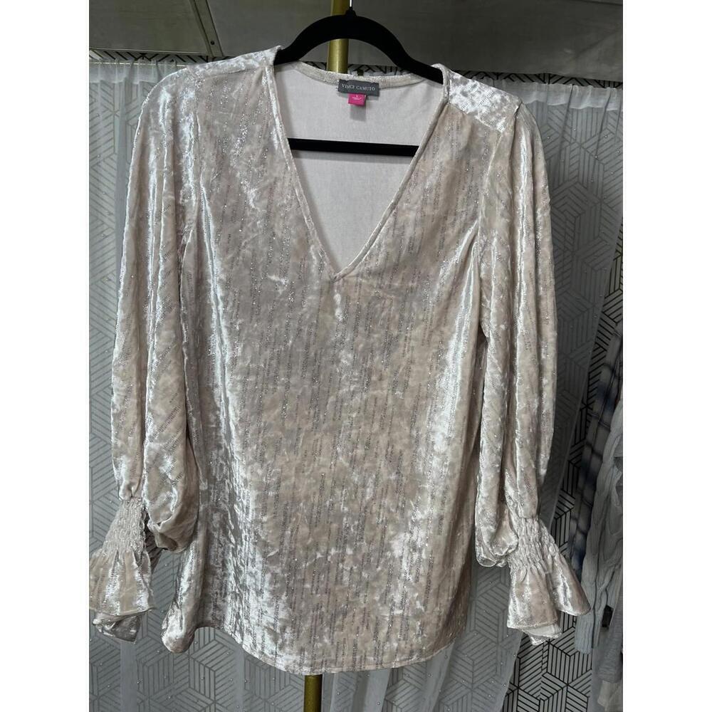 NWT Vince Camuto Women's velour shimmer Long Sleeve Blouse Sz S MSRP $79